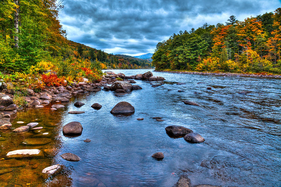 The Hudson River in Autumn Photograph by David Patterson