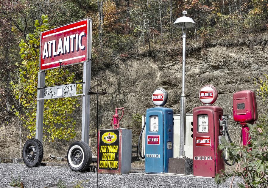 The Lincoln Highway in Bedford County PA - Filling Station No. 1 Photograph by Michael Mazaika