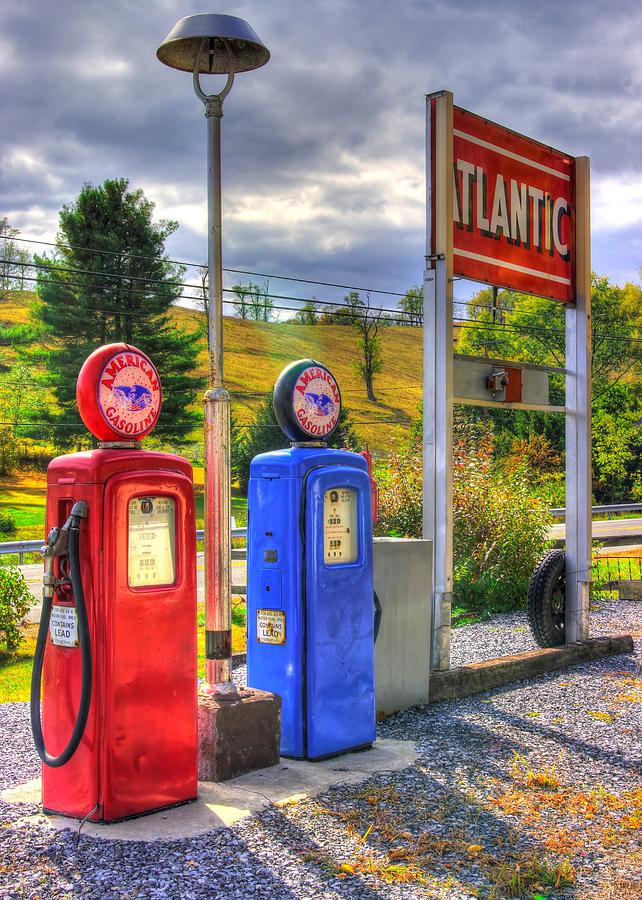 The Lincoln Highway in Bedford County PA - Filling Station No. 3 Photograph by Michael Mazaika