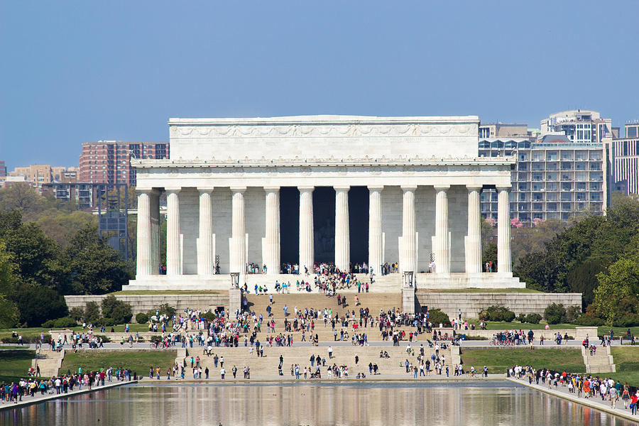 Washington Photograph - The Lincoln Memorial by Derek Reichert