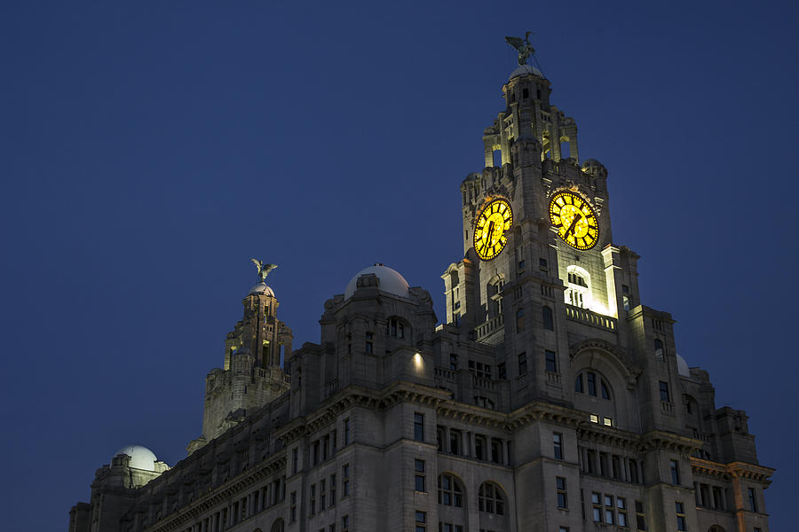 Liver Building Photograph - The Liver Building by Paul Madden