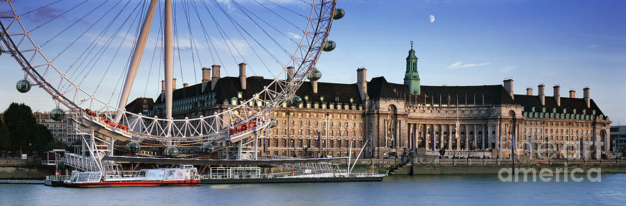 London Eye Photograph - The London Eye and County Hall by Rod McLean