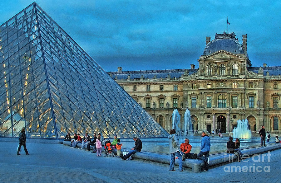 The Louvre 2 Photograph by Allen Beatty