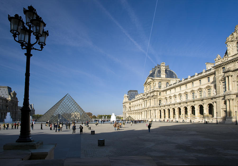 The Louvre Photograph by Andy Myatt