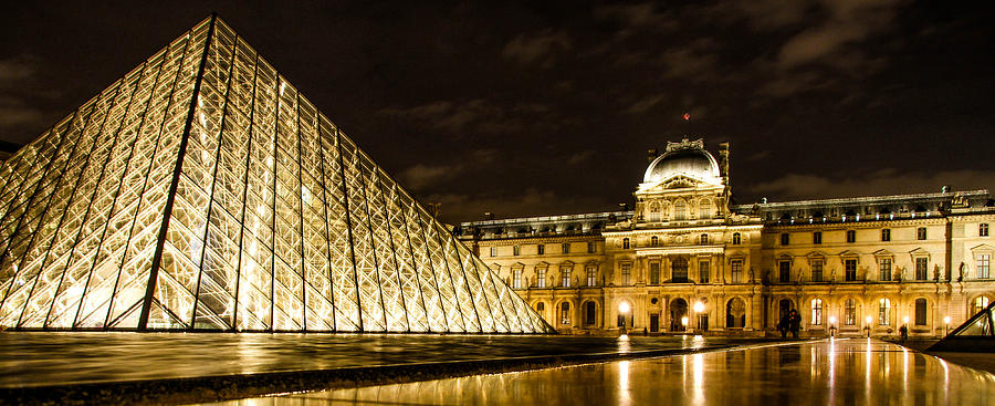 Paris Photograph - The Louvre at Night by Louise Chester