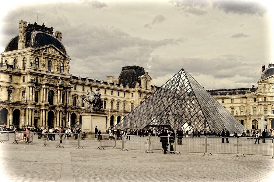 The Louvre Photograph by Jenny Hudson