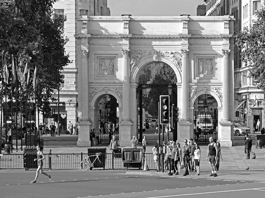 The Marble Arch in London Photograph by Digital Photographic Arts