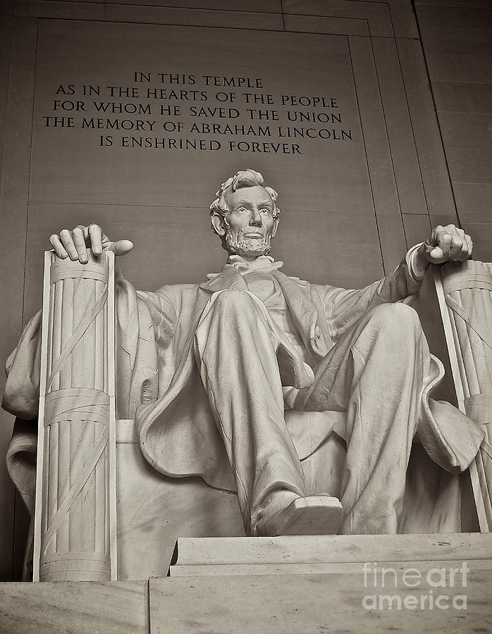 The Memory of Abraham Lincoln Photograph by Mark Miller