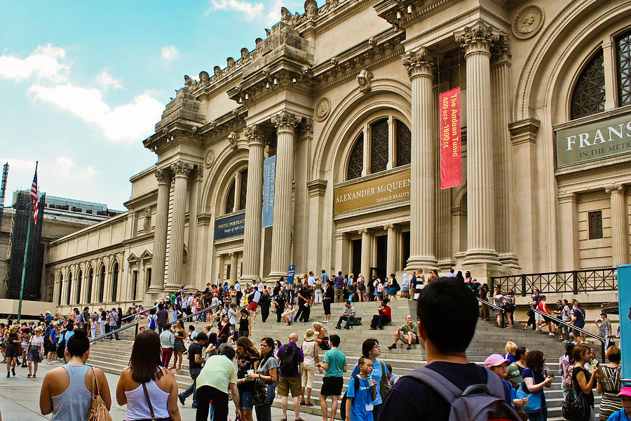 The Metropolitan Museum of Art Photograph by Ann Murphy