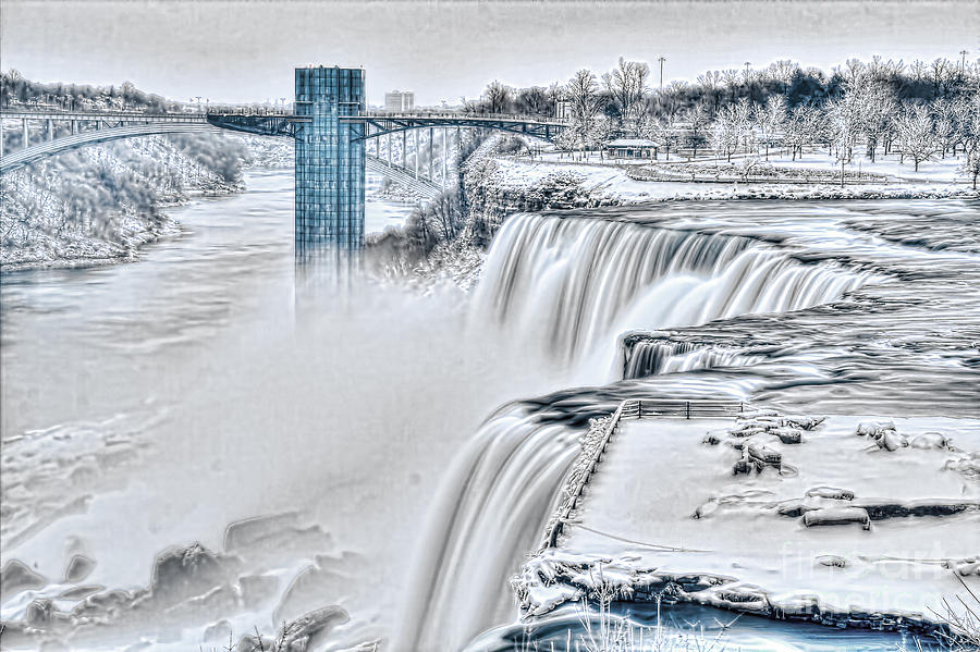 The Mighty Falls in the winter Photograph by Jim Lepard