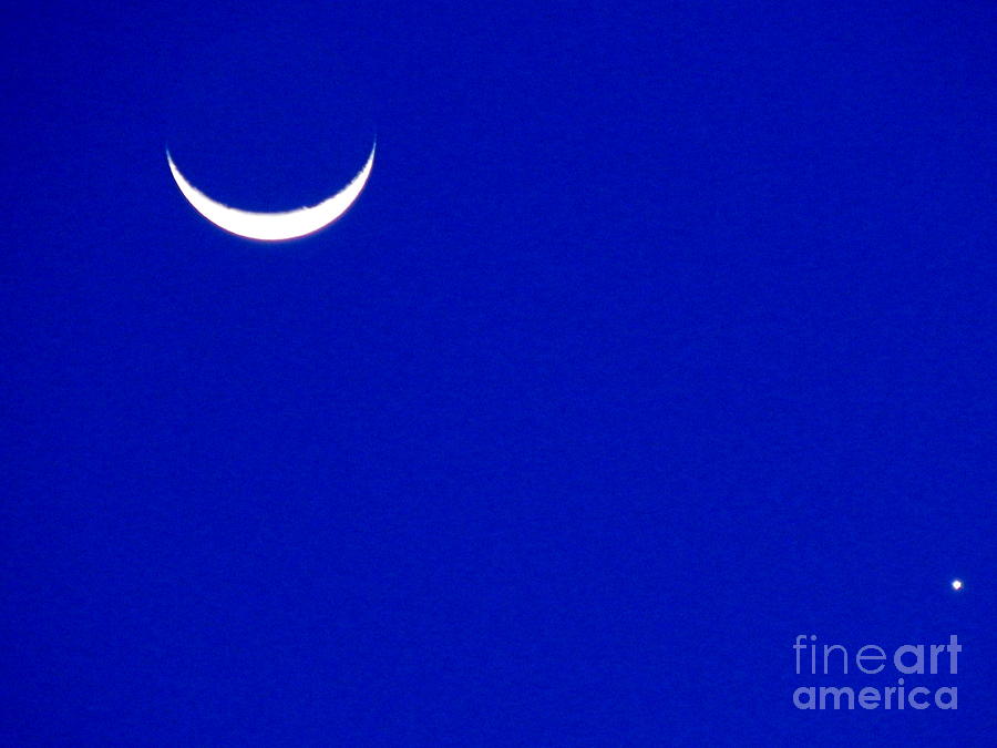 The Moon And Venus Rise In New Orleans Louisiana Photograph by Michael Hoard