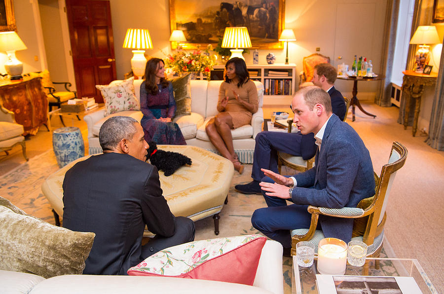 The Obamas Dine At Kensington Palace Photograph by WPA Pool The Obamas Dine At Kensington Palace Photograph by WPA Pool