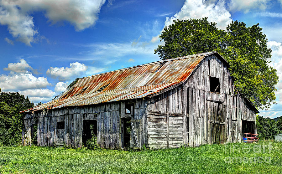 The Old Adkisson Barn Photograph by Paul Mashburn