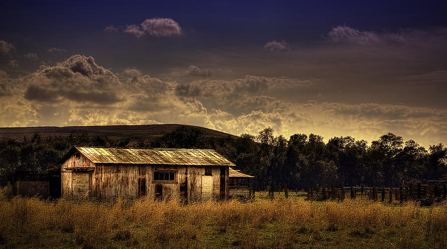 The Old Barn Photograph by Marvin Spates