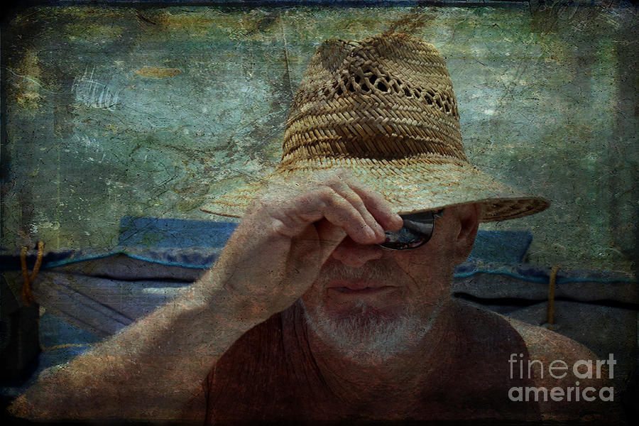 Nature Photograph - The Old Man and the Sea by Janice Pariza