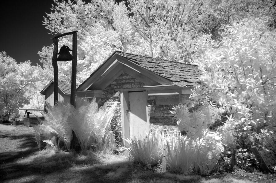 Well House Photograph - The Old Spring House by Paul W Faust - Impressions of Light Well House Photograph - The Old Spring House by Paul W Faust - Impressions of Light