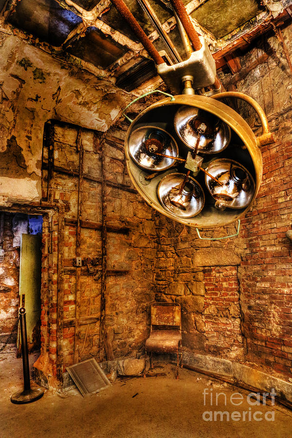 The Operating Room - Eastern State Penitentiary Photograph by Lee Dos Santos