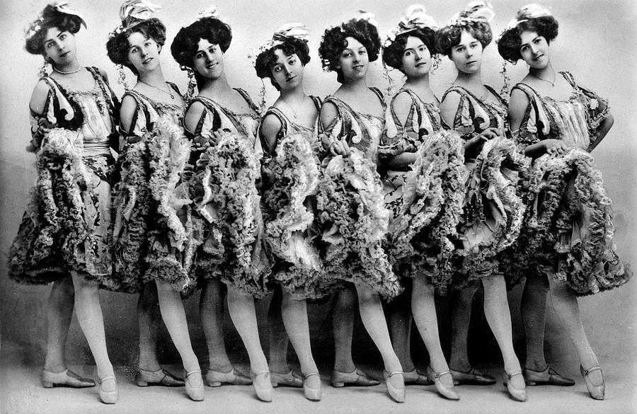 'the Palace Girls' Of London Photograph by Mary Evans Picture Library ...