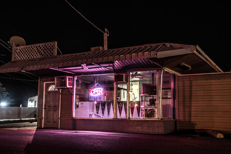 The Pizza Shack Photograph by Ray Congrove