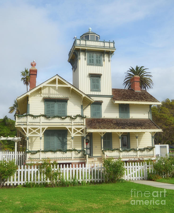 The Point Fermin Lighthouse Photograph by Donna Greene