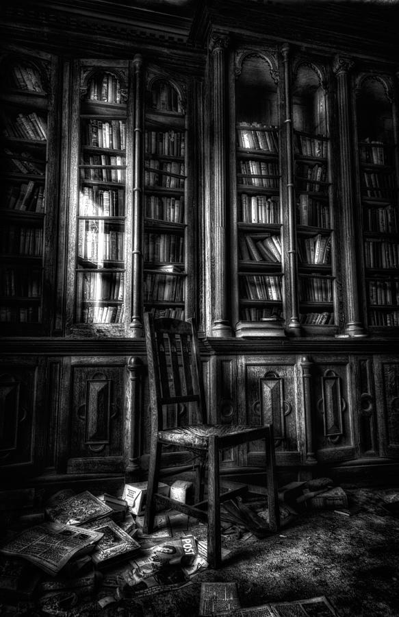 The Reader Photograph by Jason Green