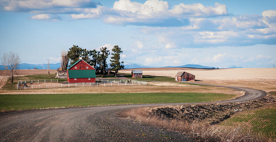 The Red Barn Photograph by Stephen Beaumont - Fine Art America