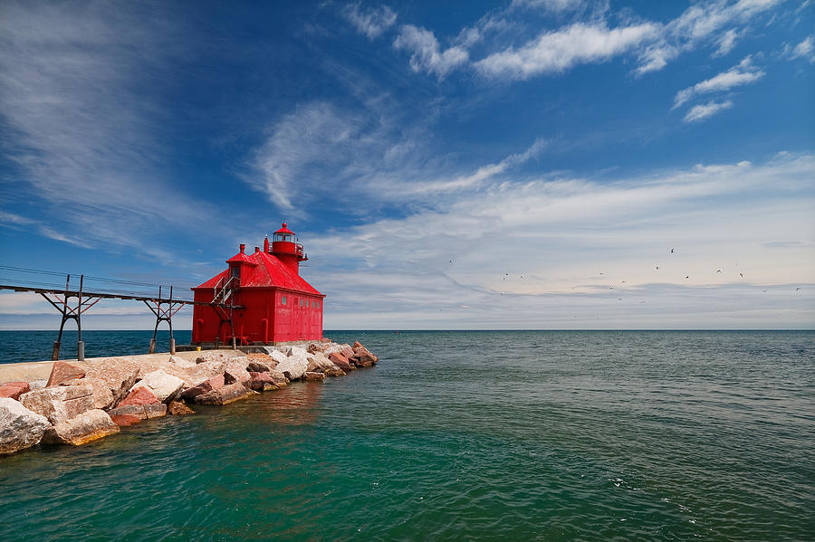 The Red Lighthouse of Sturgeon Bay Photograph by Lars Lentz