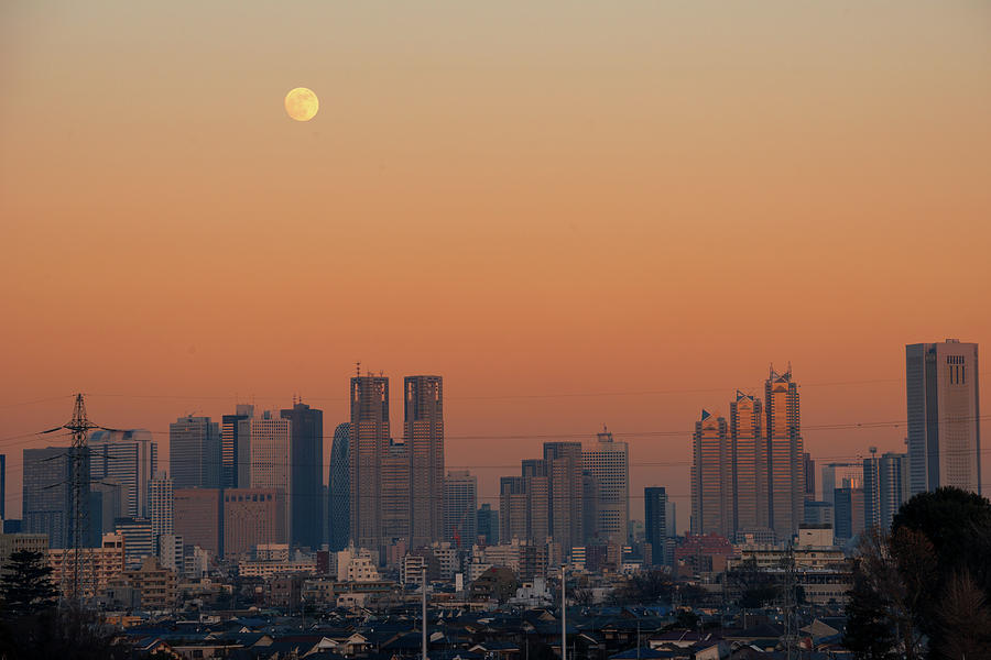 The Rising Moon Over Shinjuku High-rises Photograph by Takahiro Yamamoto