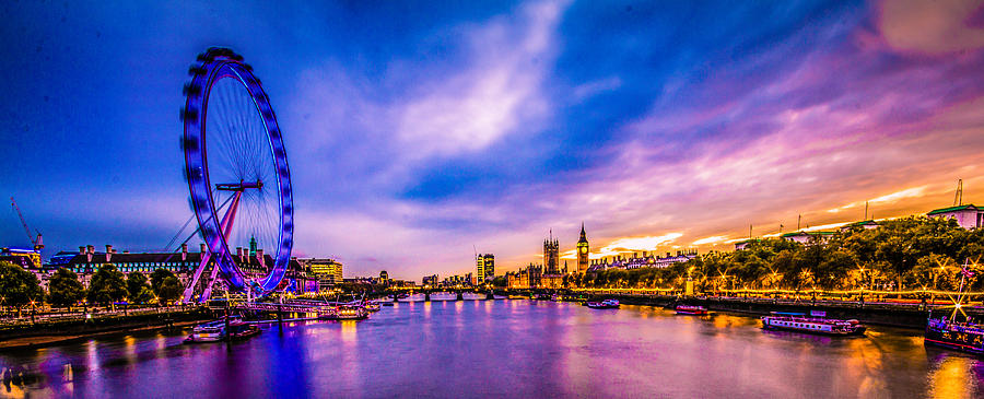 Big Ben Photograph - The River Thames by Dawn OConnor