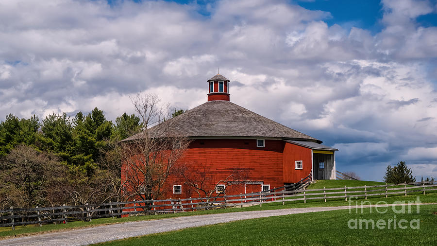 The Round Barn Photograph by New England Photography