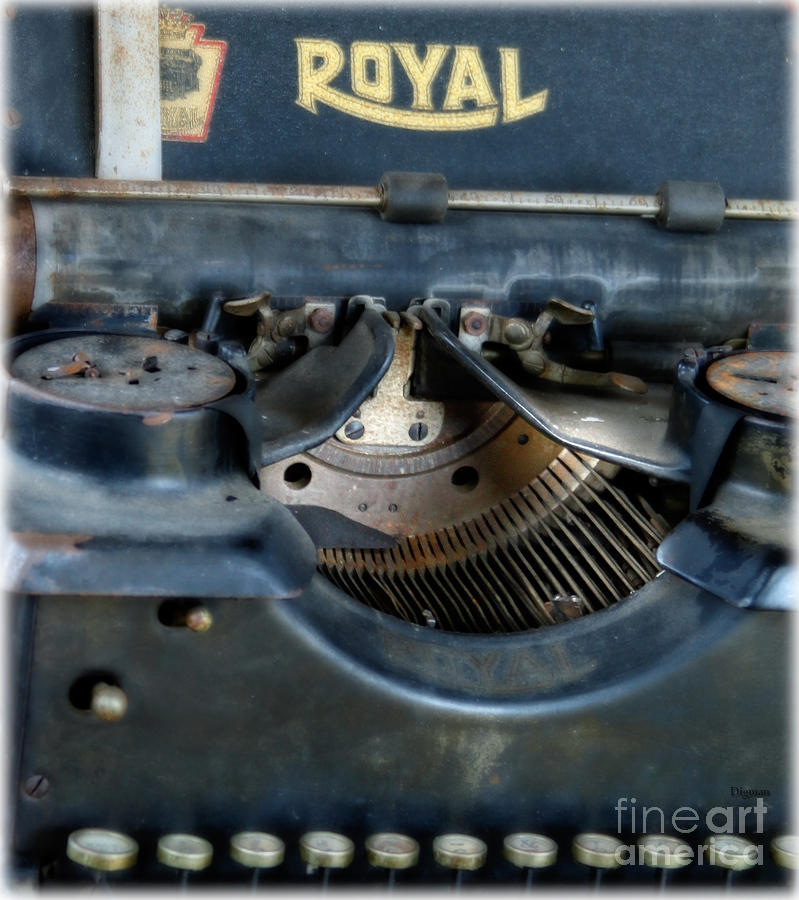 Typewriter Photograph - The Royal Inkwell  by Steven Digman