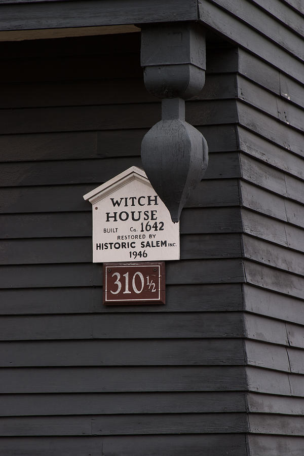 Salem Photograph - The Salem Massachusetts Witch House by Jeff Folger