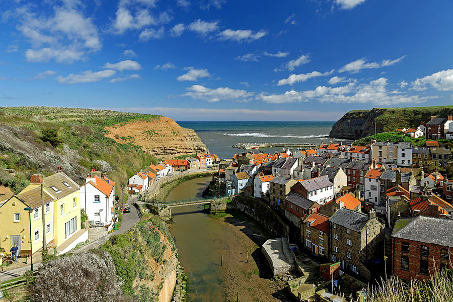 The Seaside Village of Staithes Photograph by Rod Johnson