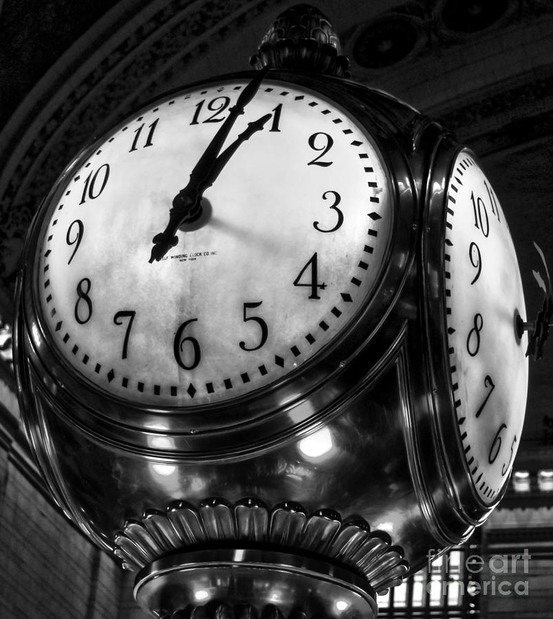 Clock Photograph - The Self Winding Clock Co by James Aiken