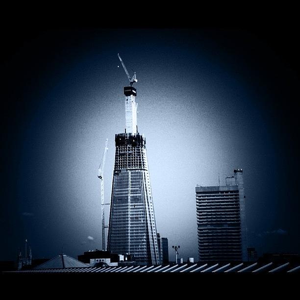 London Photograph - The Shard being built by James McCartney