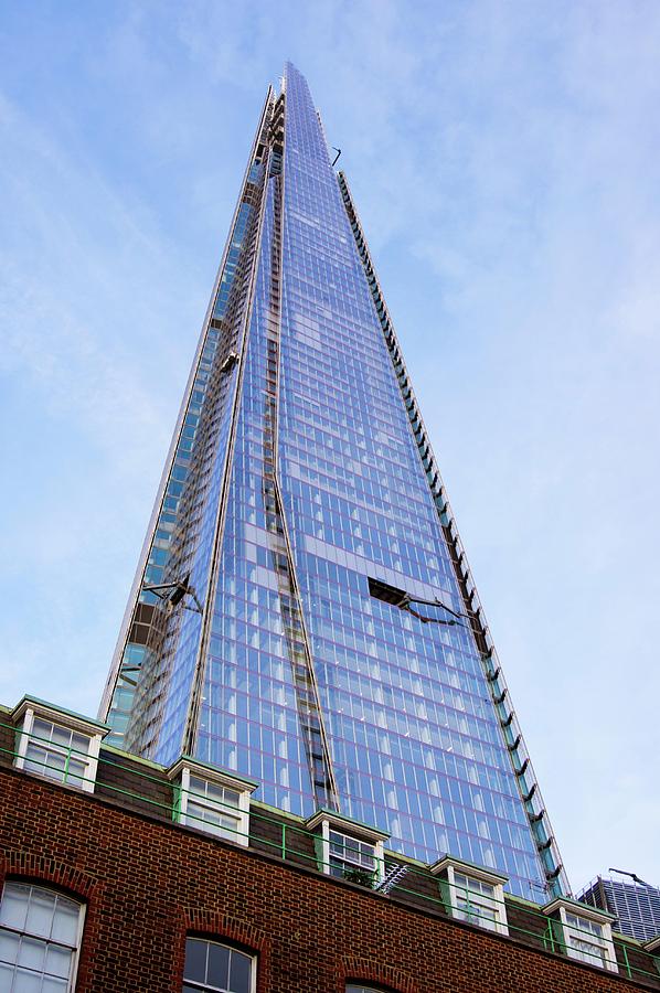 Architecture Photograph - The Shard by Mark Williamson/science Photo Library