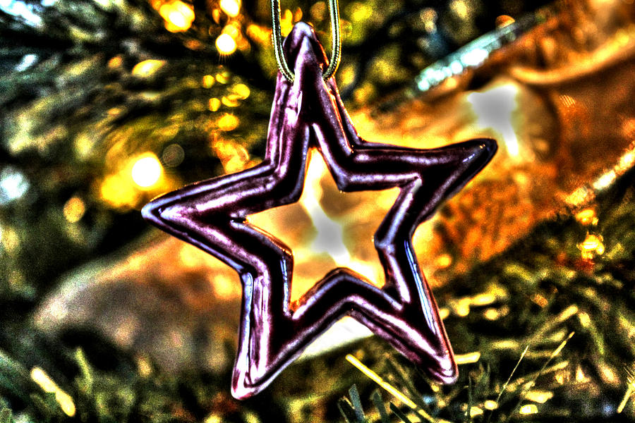 Christmas Photograph - The Star by Ric Potvin