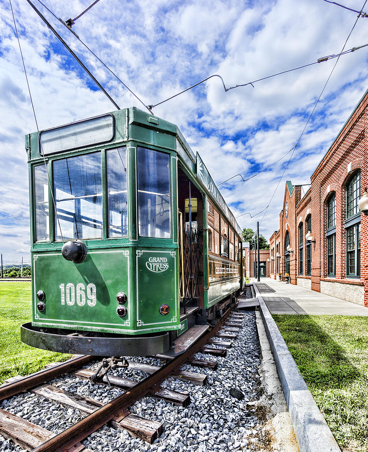 The STIB 1069 streetcar at the National Capital Trolley Museum i Photograph by William Kuta