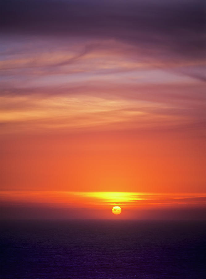 The Sun Sets Over The Pacific Ocean Photograph by Robert L. Potts ...