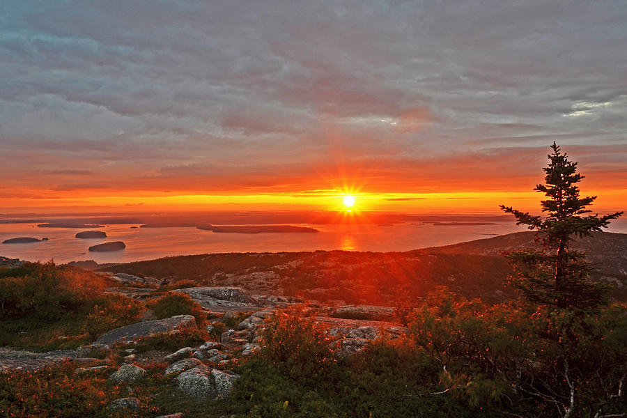 The sunrise from Cadillac Mountain in Acadia National Park Photograph by Toby McGuire