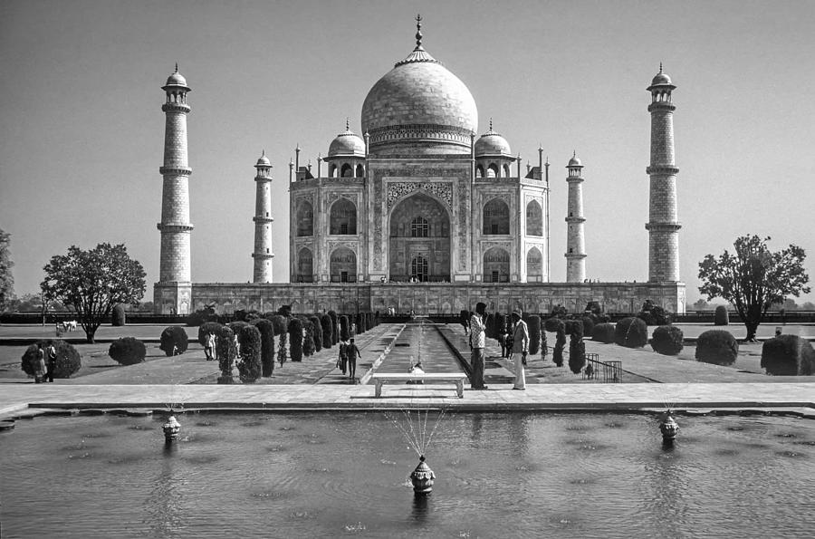 Architecture Photograph - The Taj Mahal monochrome by Steve Harrington