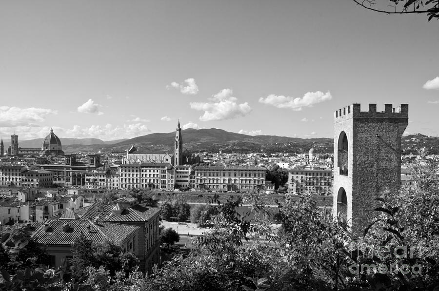 Black And White Photograph - The tower by Leonardo Fanini