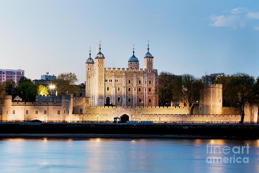 London Photograph - The Tower of London by Michal Bednarek