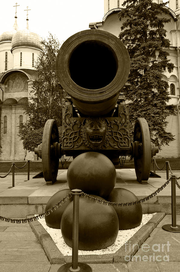 The Tsar Cannon Digital Art by Pravine Chester