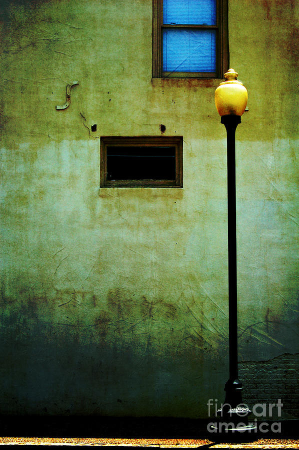 New Orleans Photograph - The Wall and the Lamppost by Kathleen K Parker