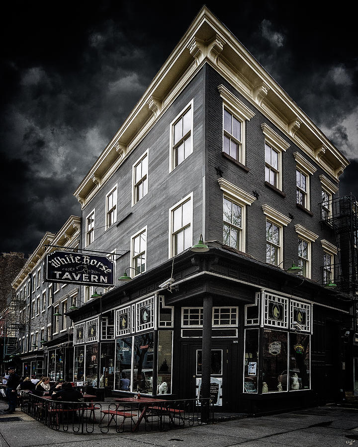 The White Horse Tavern Photograph by Chris Lord