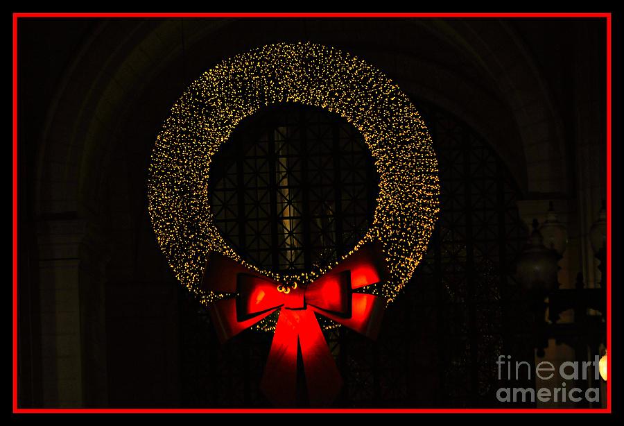 Holiday Photograph - The Wreath by Nona Kumah