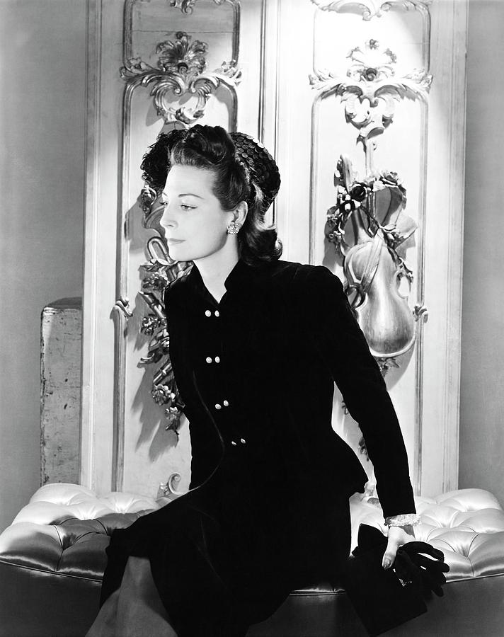 Thelma Foy Wearing A Suit Photograph by Horst P. Horst