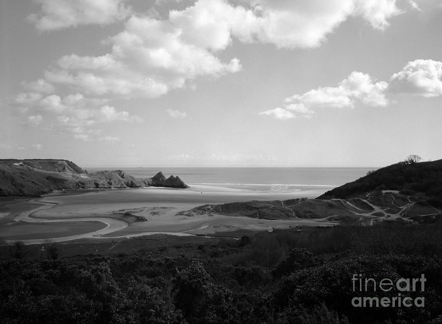 Three Cliffs Bay Photograph by Paul Cowan