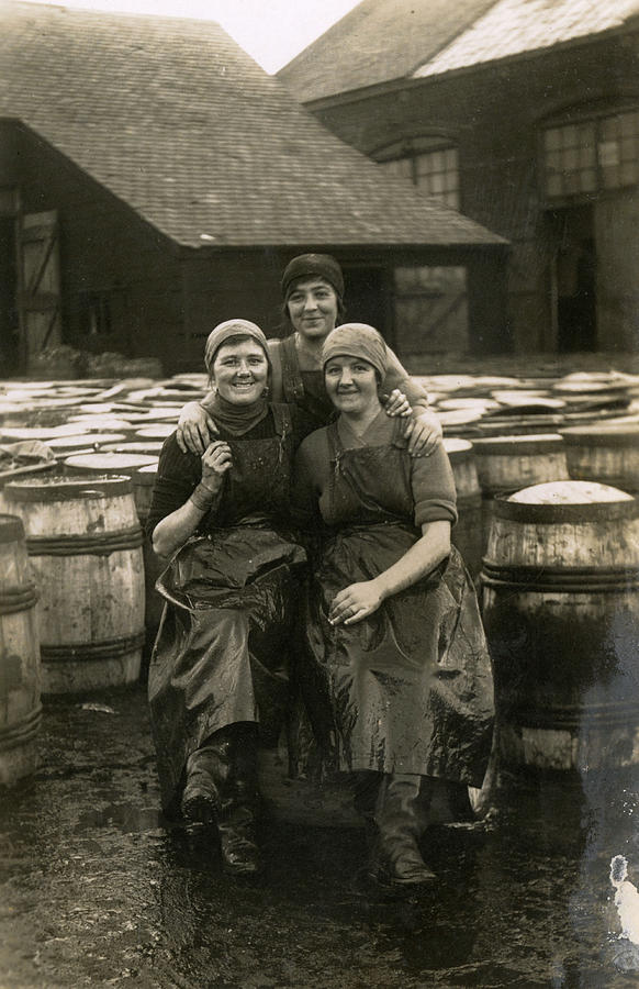 Scotch Photograph - Three Smiling Scotch Fisher Girls by Mary Evans Picture Library